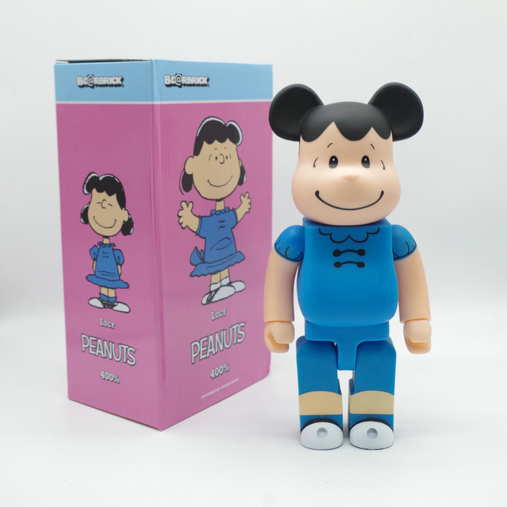 Игрушка BEARBRICK 400% Peanuts Luci "Blue" фото № 2