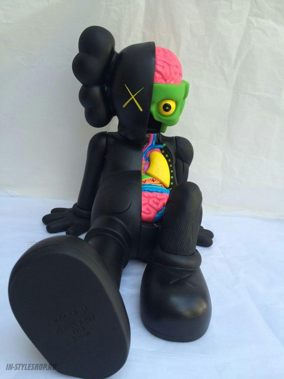 Игрушка Kaws Medicom Resting Place Companion "Black" фото № 2