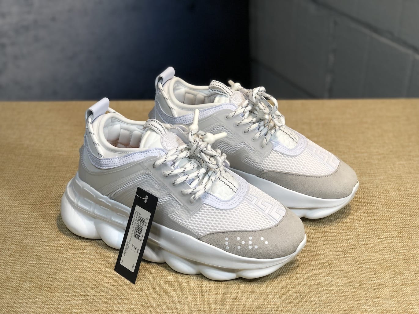 Versace Chain Reaction "All White" фото № 6