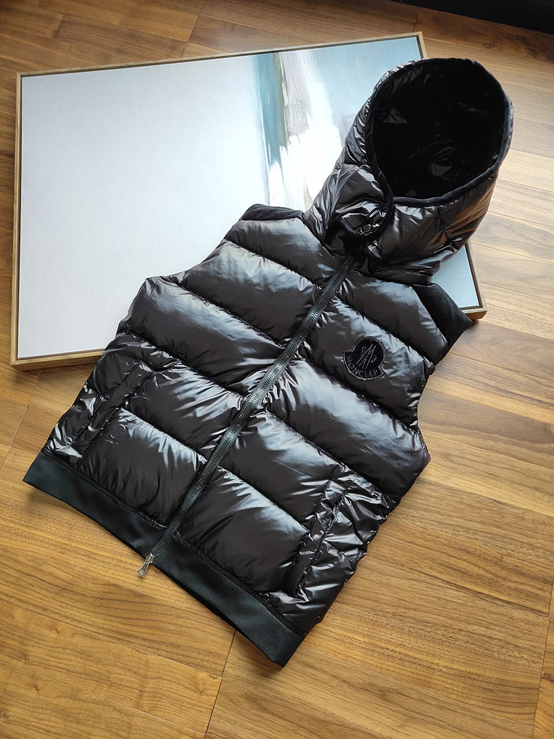 Жилетка Moncler Black Embroidery Label "Black" фото № 2