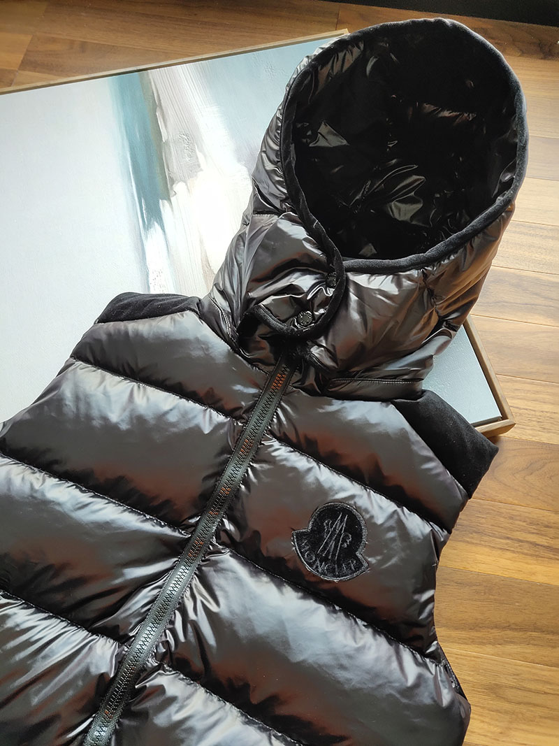 Жилетка Moncler Black Embroidery Label "Black" фото № 3