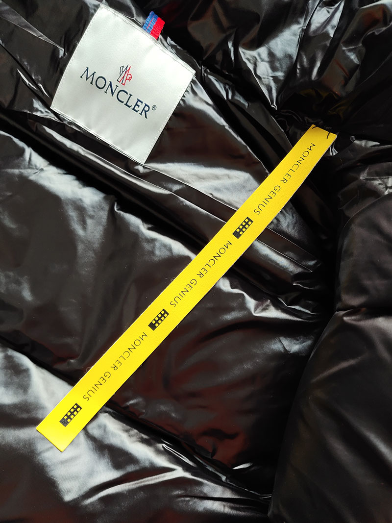 Жилетка Moncler Black Embroidery Label "Black" фото № 7