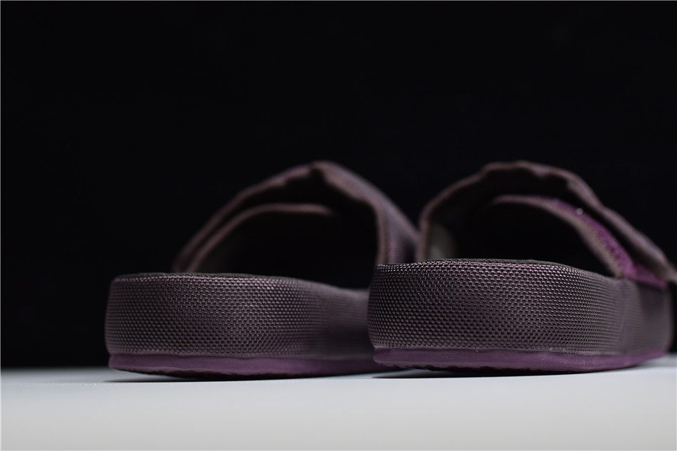 Шлепанцы Yeezy Season 6 Nylon "Chocolate" фото № 6