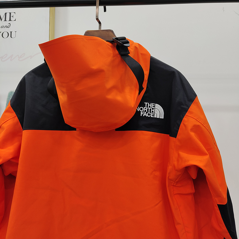 Демисезонная куртка The North Face Gore-Tex "Orange" фото № 3